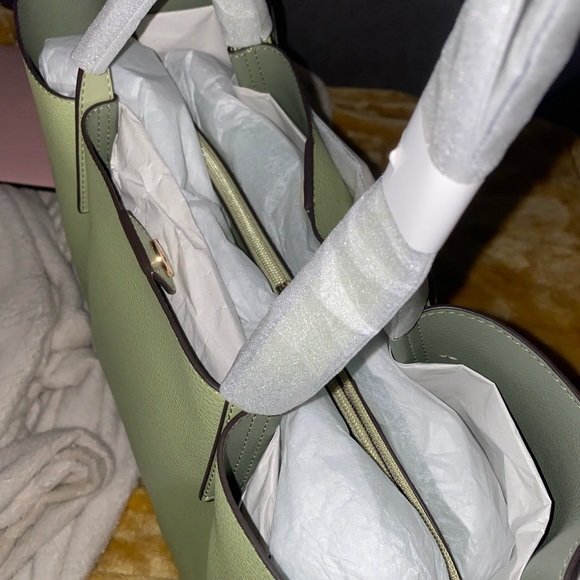 Brand New Michael Kors Leather Tote - Picture 3 of 4